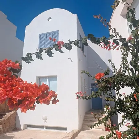 Galatea Stunning First Line Beachfront Vila Klorakas