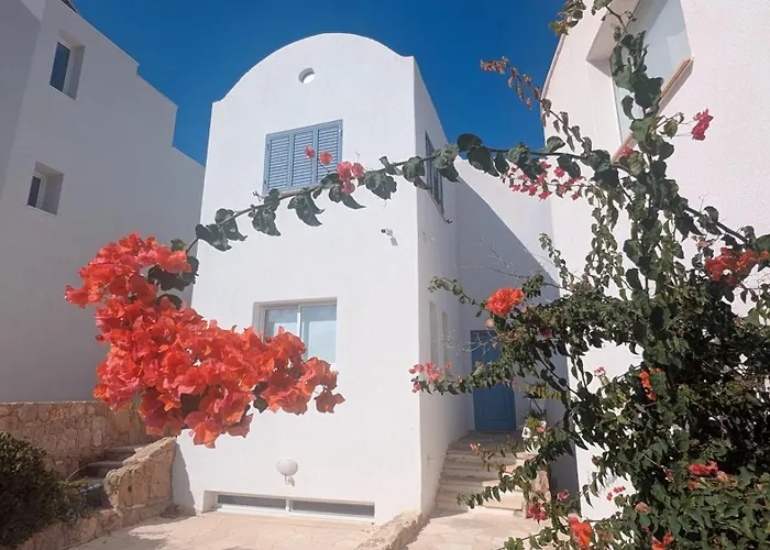 Galatea Stunning First Line Beachfront Vila Klorakas