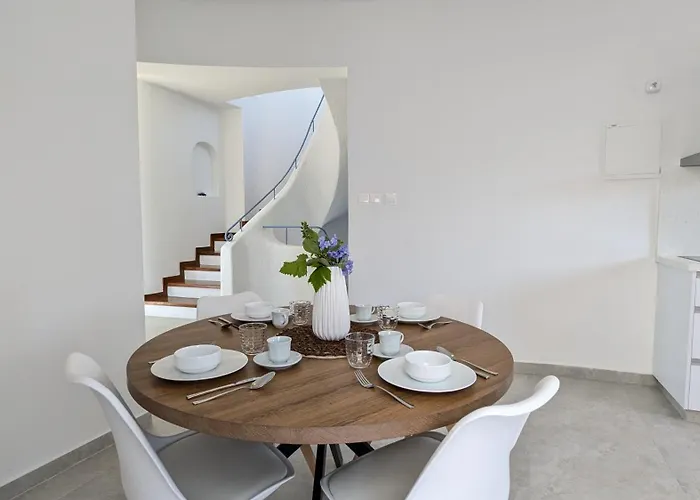 Galatea Stunning First Line Beachfront Villa Klorakas